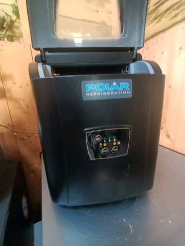 Polar ice making - ice, machine